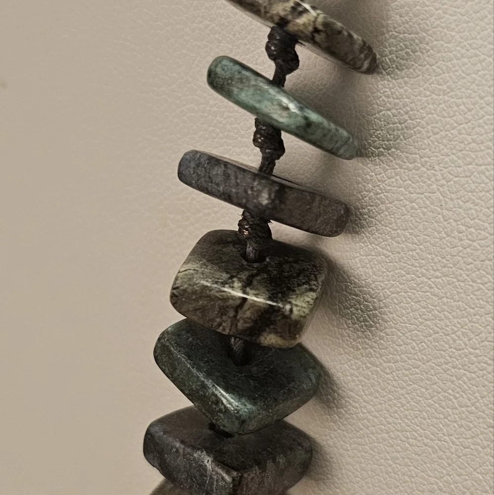 Rare Mine Finds Natural Stones Artisan Crafted Long Necklace. - Picture 6 of 7
